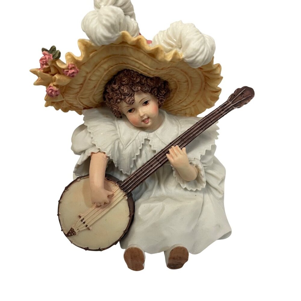 Maud Humphrey Limited Edition Susanna Figurine With Banjo‎ 3 3/4"